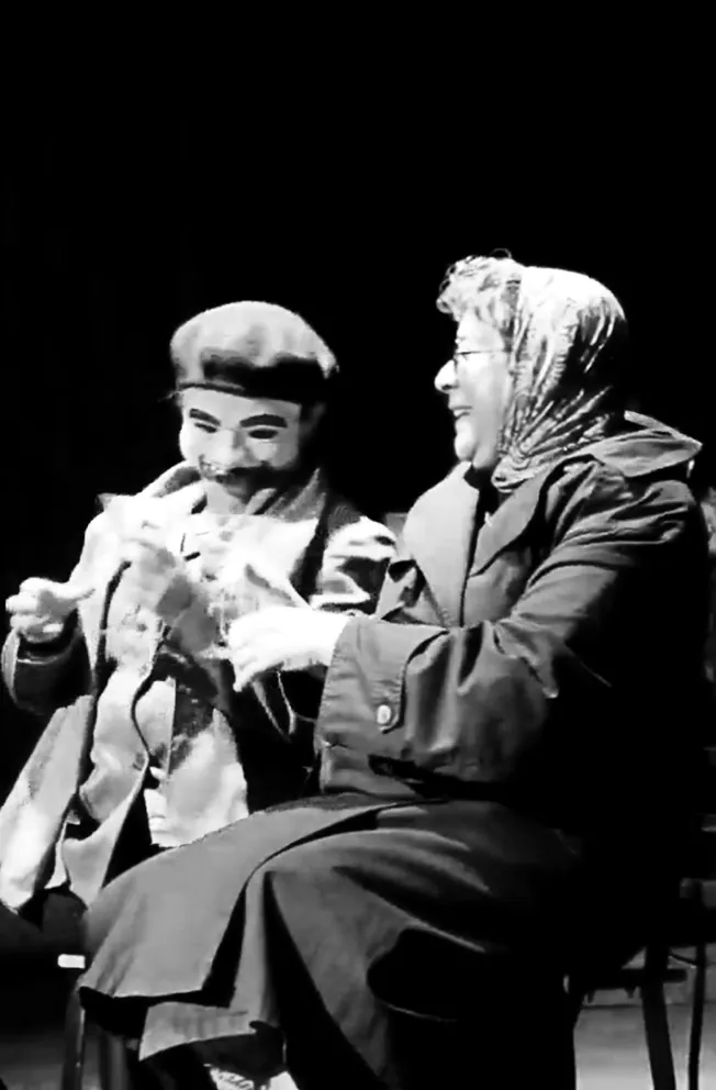 Dueto en blanco y negro de Confabularias